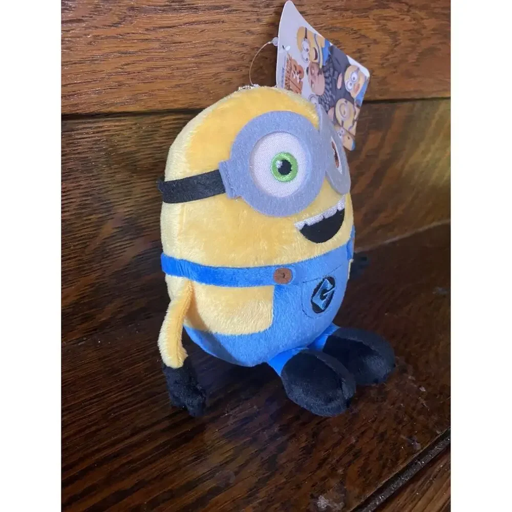 Despicable Me Minion Bob 6” Plush One Eye Green Brown NWT Stuffed Doll